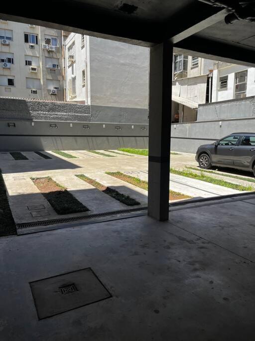 Apartment Estudio Novo, Com Garagem, Em Otima Localizacao! *